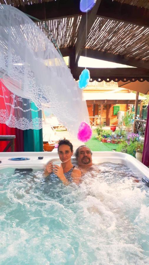 Libi Bamidbar, Healing & Relaxation In The Dead Sea Neot HaKikar