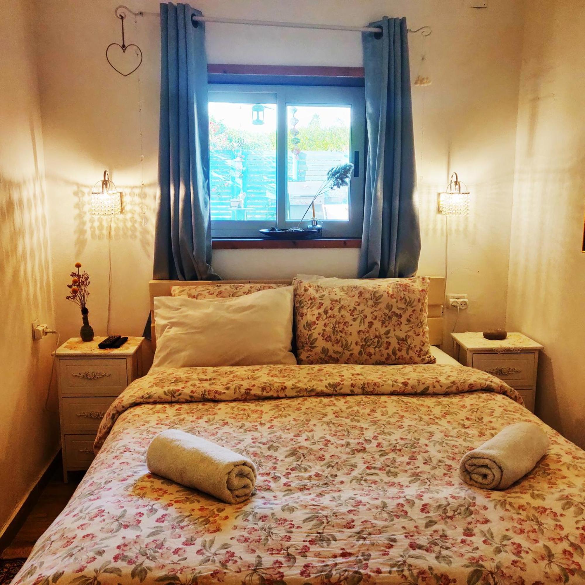 Libi Bamidbar, Healing & Relaxation In The Dead Sea Neot HaKikar